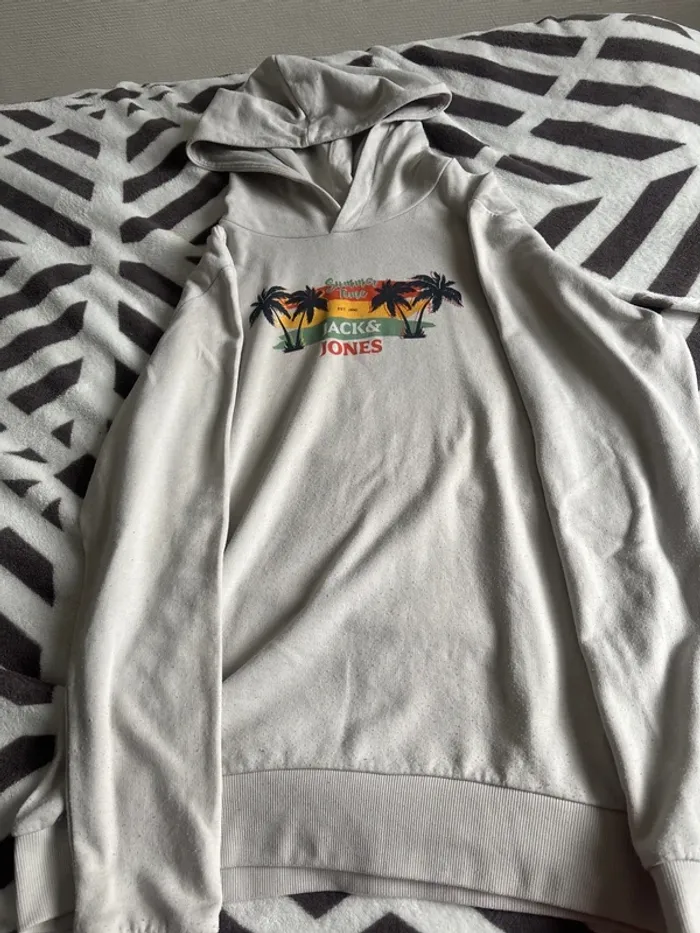 Pull garçon