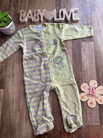 - Pyjama Tex baby     - 18 mois - Très bon état 