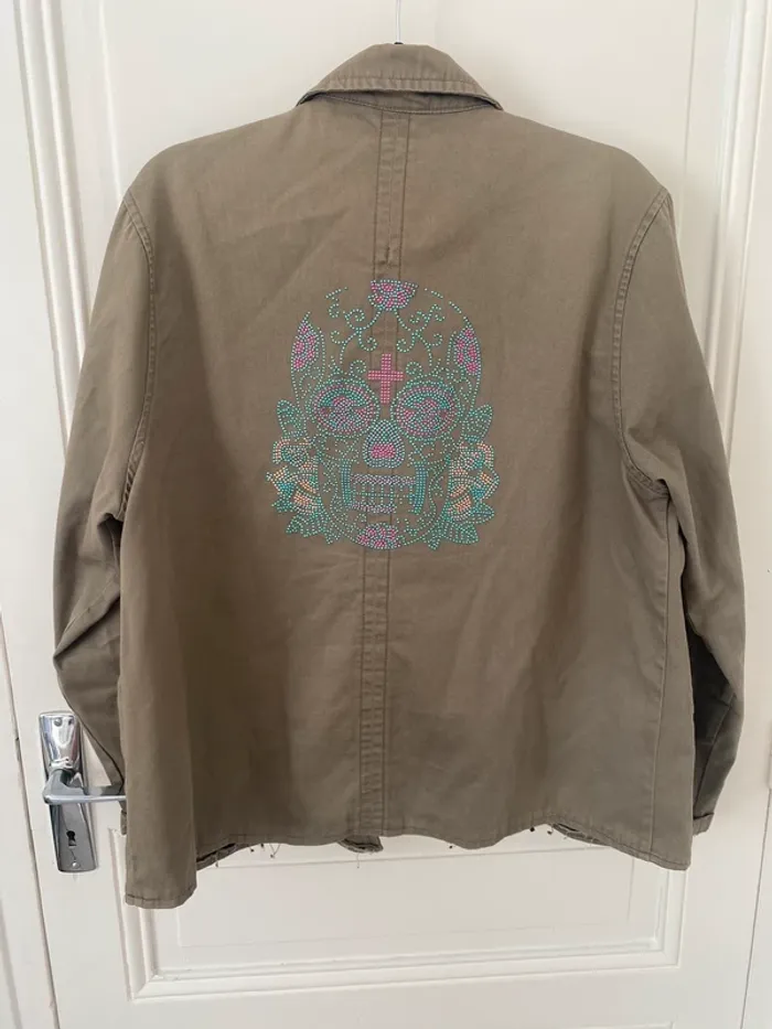 Veste kaki à motifs - photo numéro 2