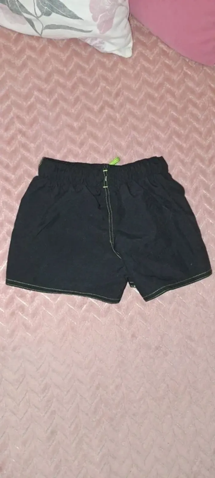 Short de bain garçon tribord 4 ans noir tbe - photo numéro 6