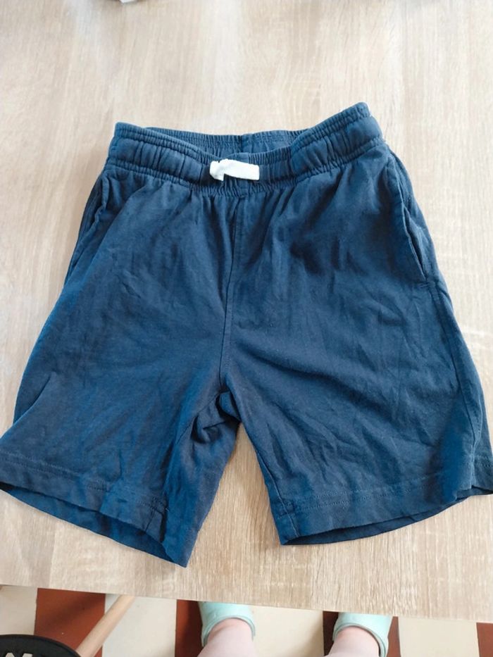 Short 6 ans