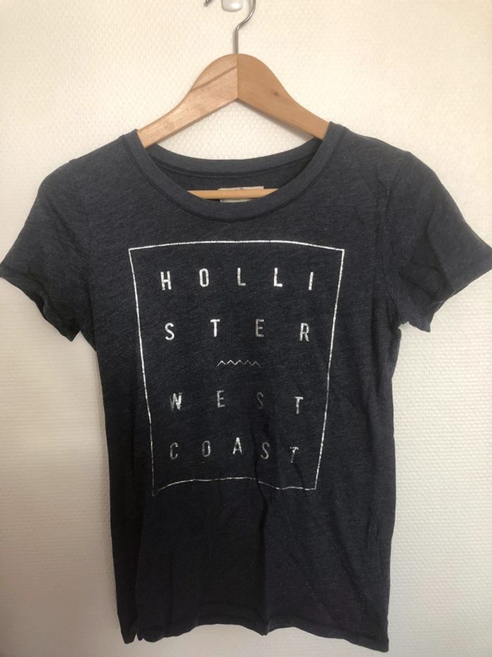 Lot 2 tshirts fins hollister taille S - photo numéro 3