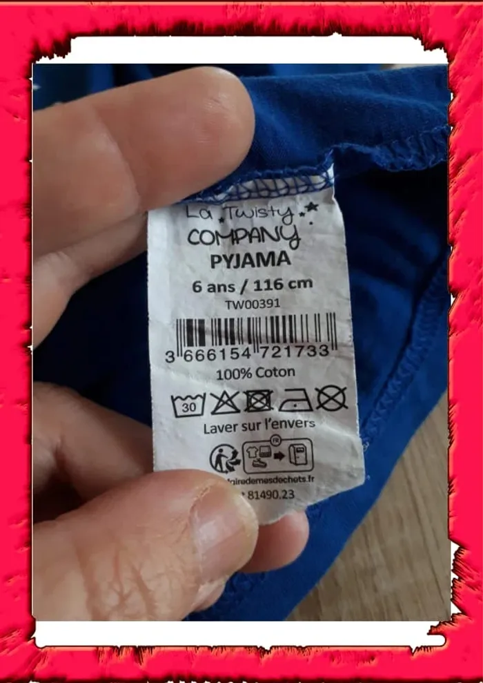 Pyjama 2 pièces 6 ans sur l'espace - photo numéro 6