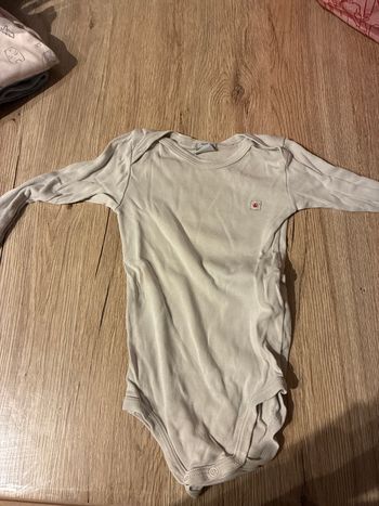 Bougie, petit bateau en très bon état