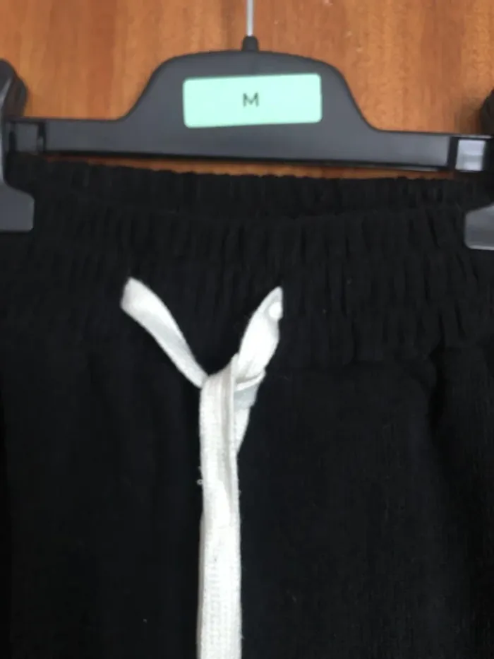 Pantalon velours noir - photo numéro 4