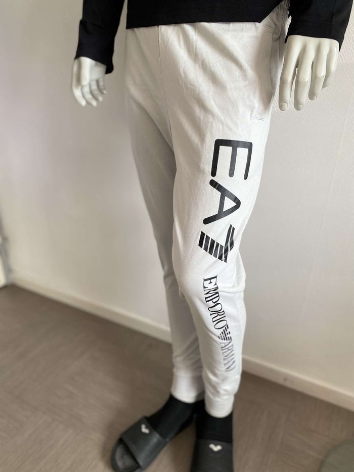 Pantalon de jogging  Emporio ARMANI - photo numéro 2