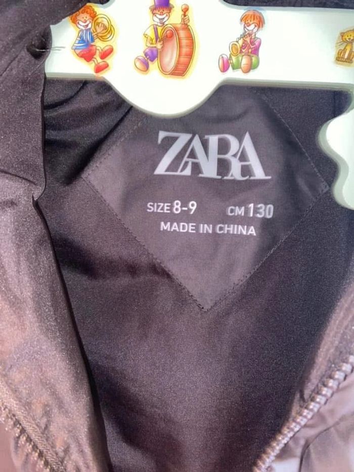 Doudoune Zara taille 8/9 ans - photo numéro 3