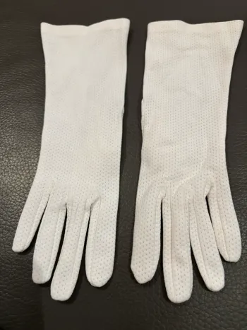 Gants femme anciens