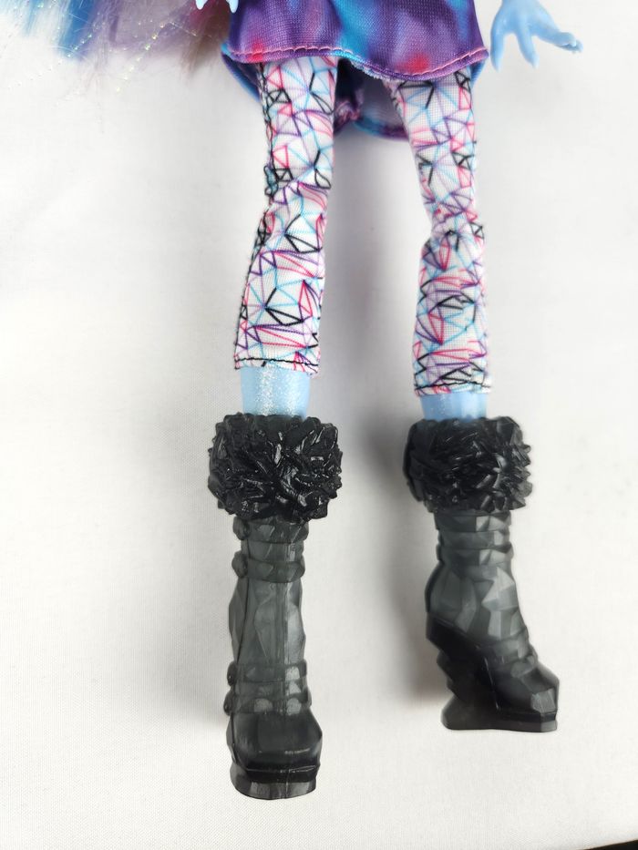 Poupée Monster High Abbey Bominable Rare - photo numéro 4