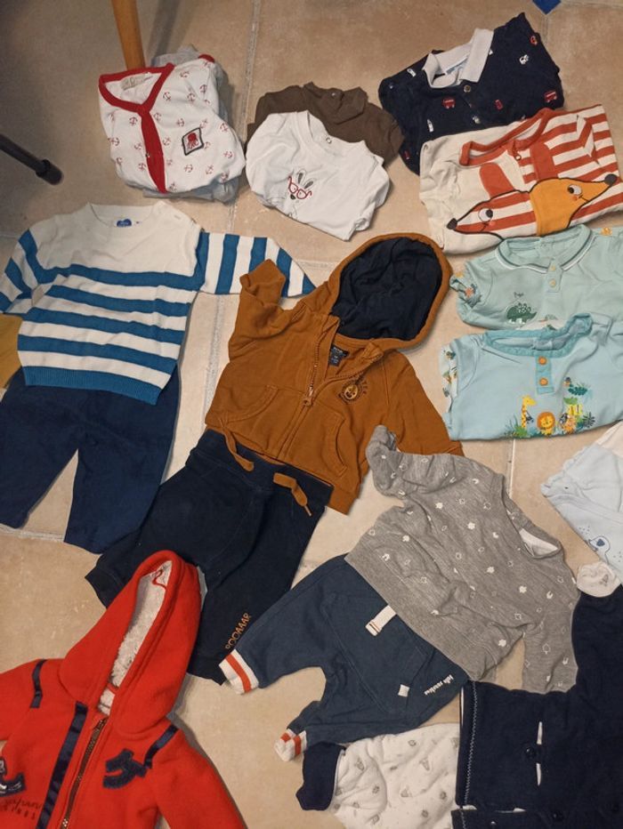 Lot +de 30 pièces garçon 3 mois hiver-printemps - photo numéro 2