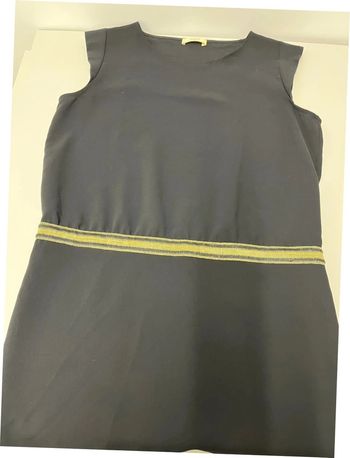 Robe noir et doré ba&sh taille 3