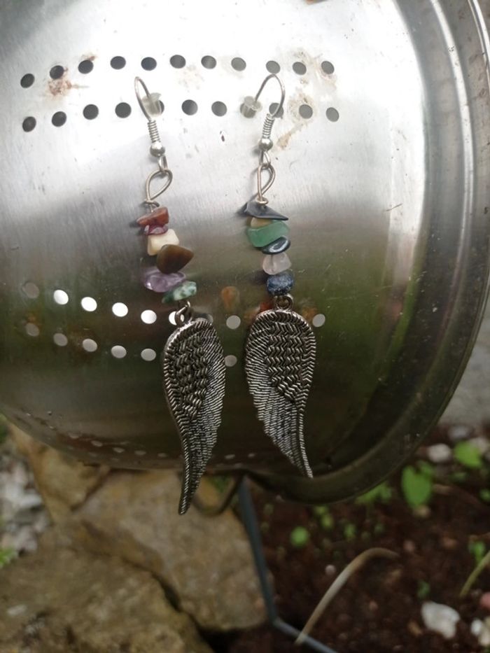 Boucles plumes et pierres naturelles - photo numéro 2