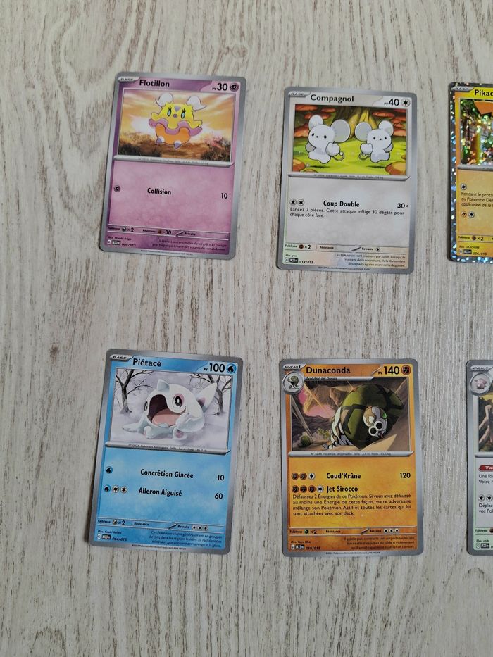 Lot de 8 cartes Pokémon - photo numéro 2