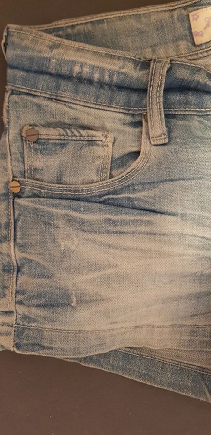 Short jean t36 - photo numéro 5