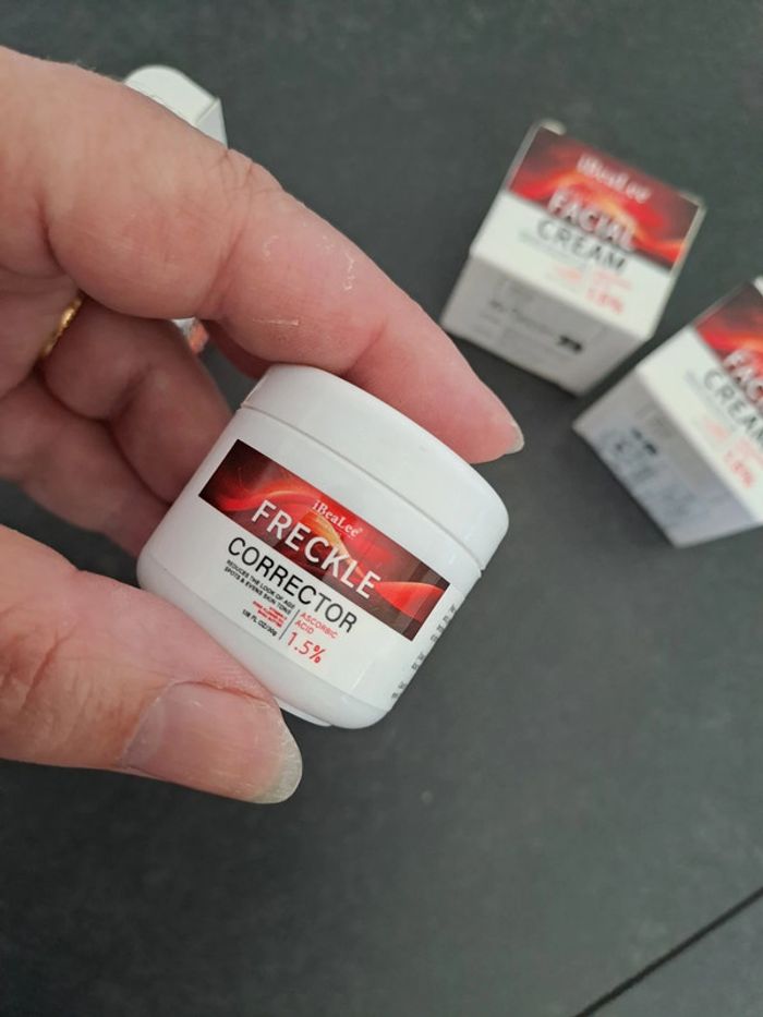 Crèmes visage - photo numéro 2