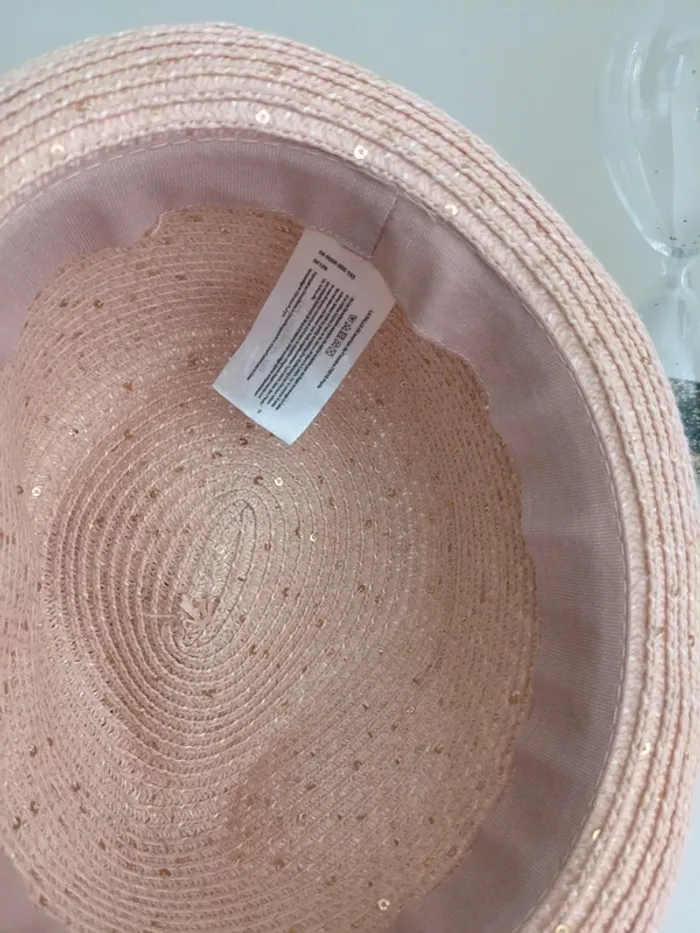 Chapeau fille avec fleurs - photo numéro 2