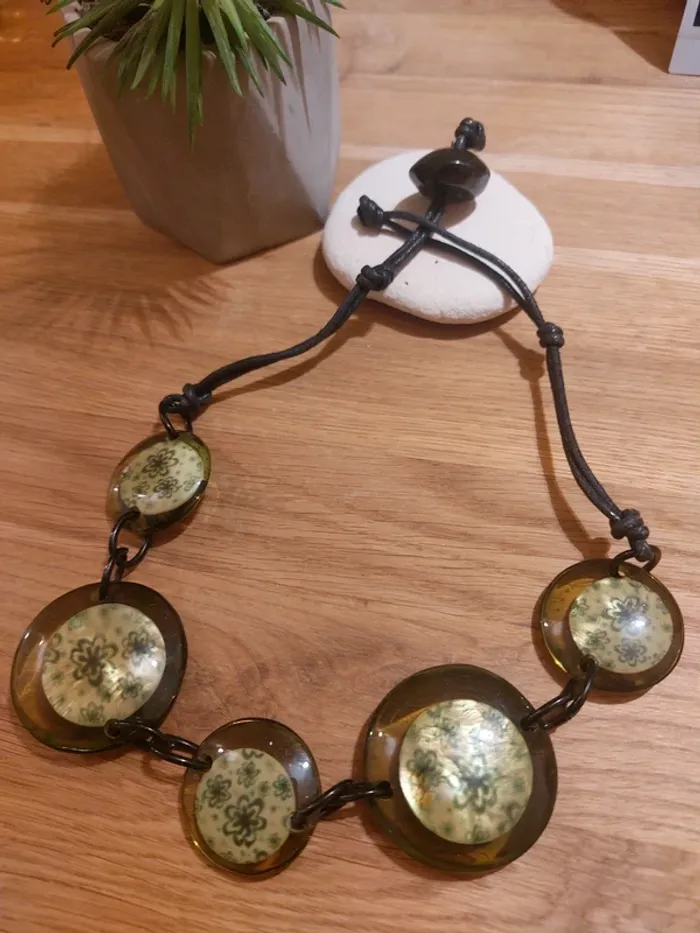 Collier fantaisie noir et vert - photo numéro 4