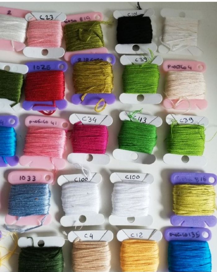 Lot de 55 fils coton point de croix point compté ou autre - photo numéro 2