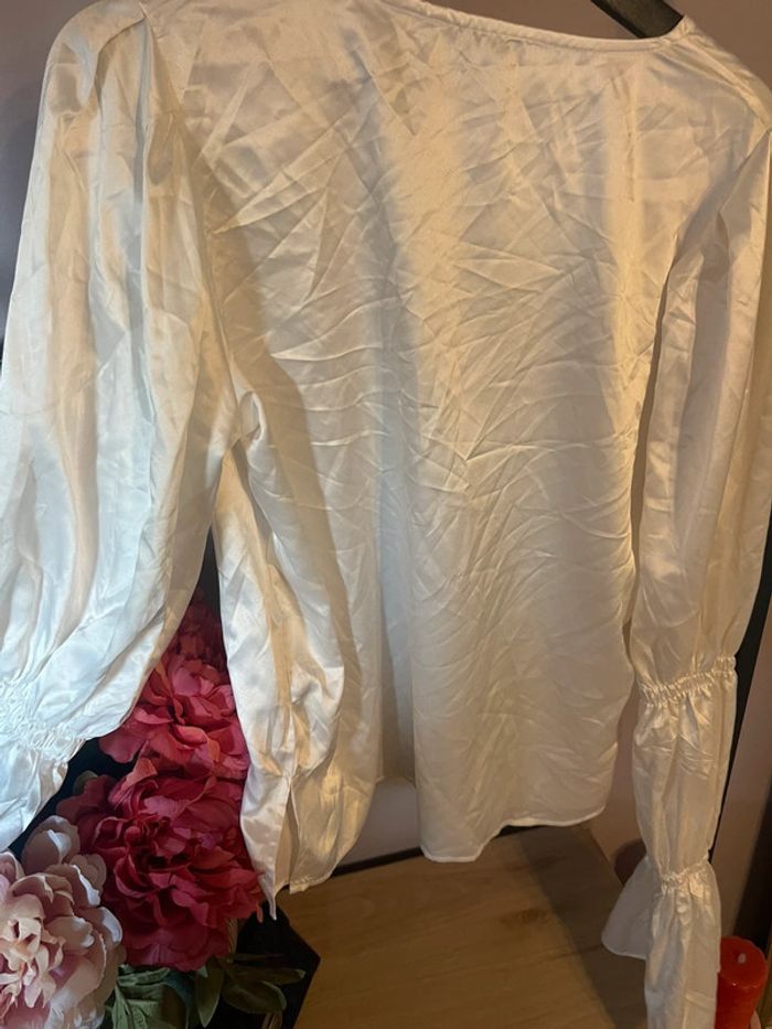 Blouse effet satin NA-KD - photo numéro 4