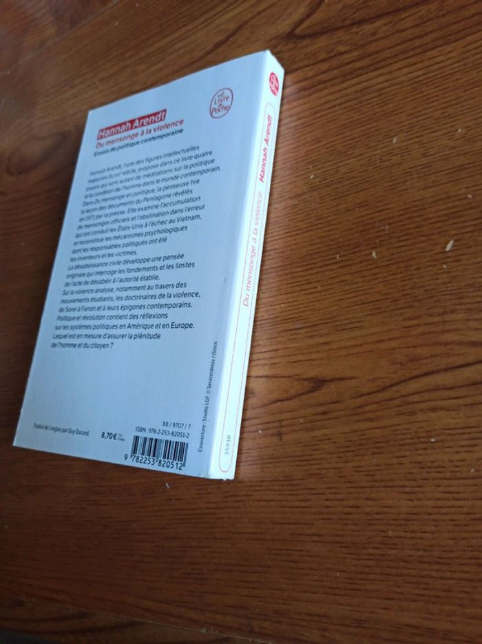 Livre du mensonge à la violence - photo numéro 3