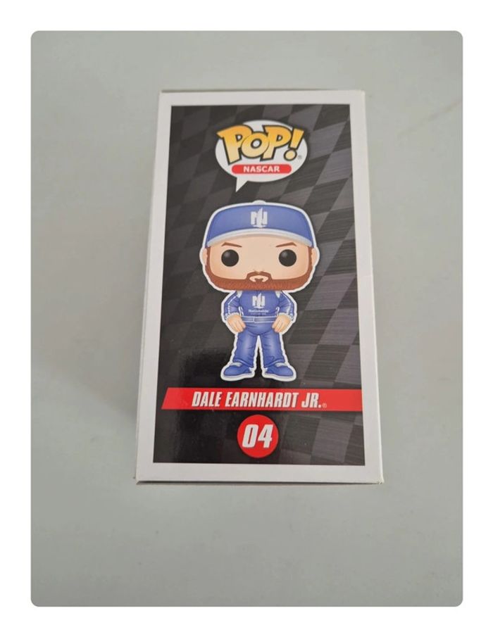 Funko Pop Dale Earnhardt Jr 04 - photo numéro 4