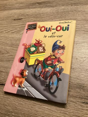 livre oui oui et le vélo car de enid blyton