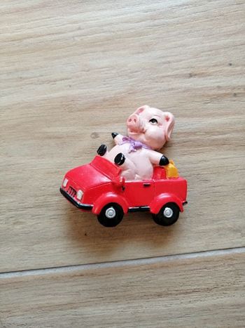 Magnet cochon en très bon état