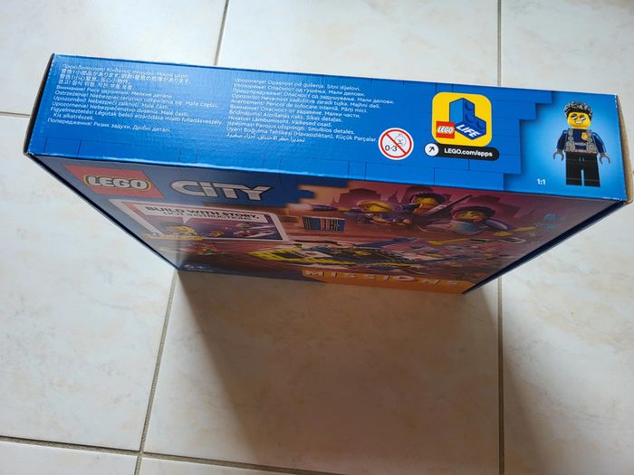 Lego 60355 Missions des détectives de la police - photo numéro 3