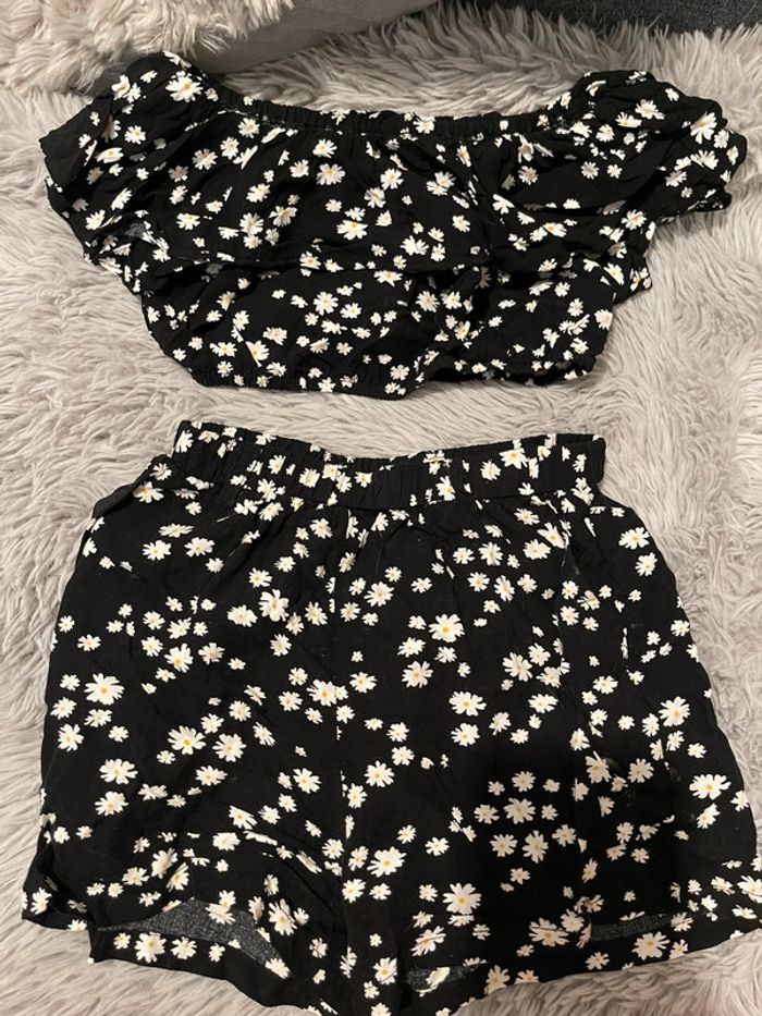 Ensemble short et croc top shein 130cm - photo numéro 2