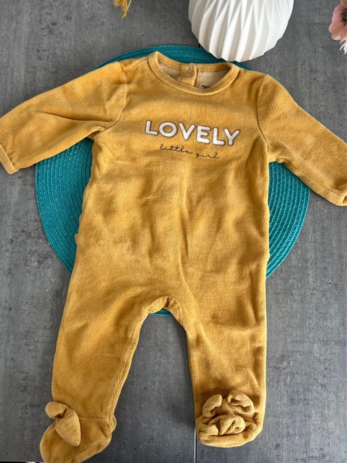Jolie pyjama fille 3 mois