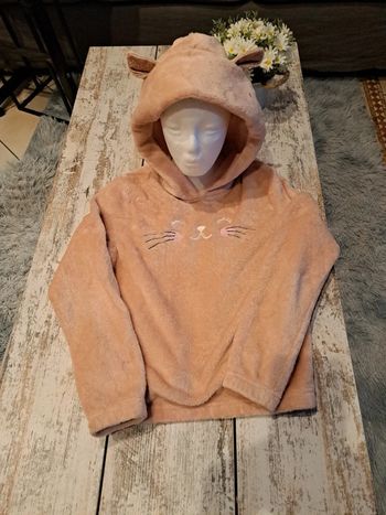 Pull oreilles de chat oreilles pailletées