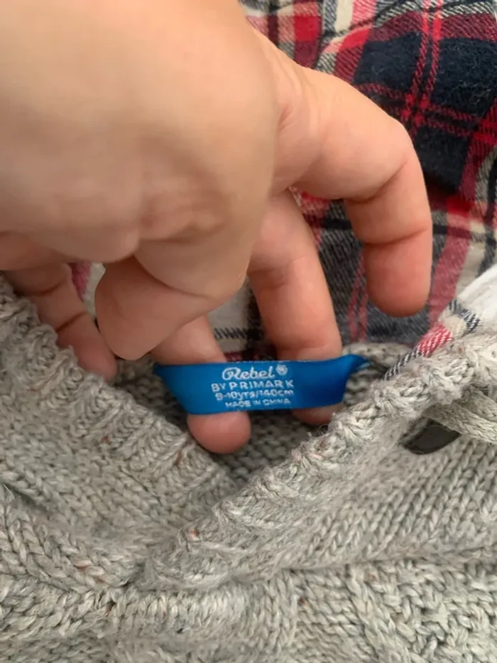 Pull à capuche tricot - photo numéro 3