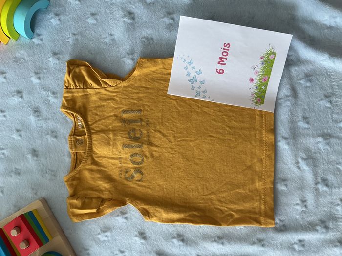 teeshirt manches courtes moutarde inscription devant 6 mois kiabi - photo numéro 3