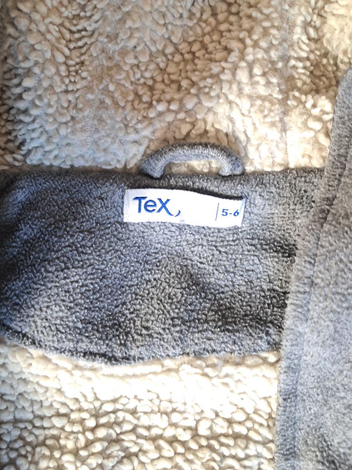 Veste enfant 5/6 ans excellent état tex - photo numéro 4