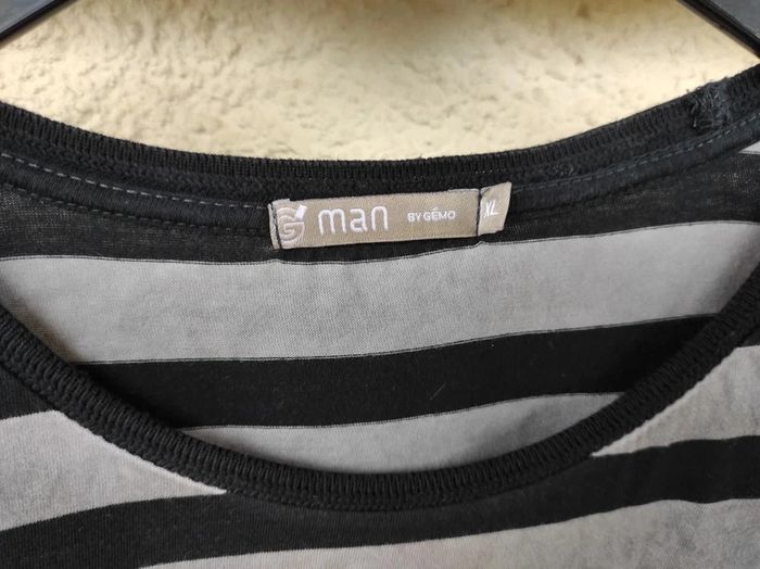 T shirt rayé gris et noir - photo numéro 2