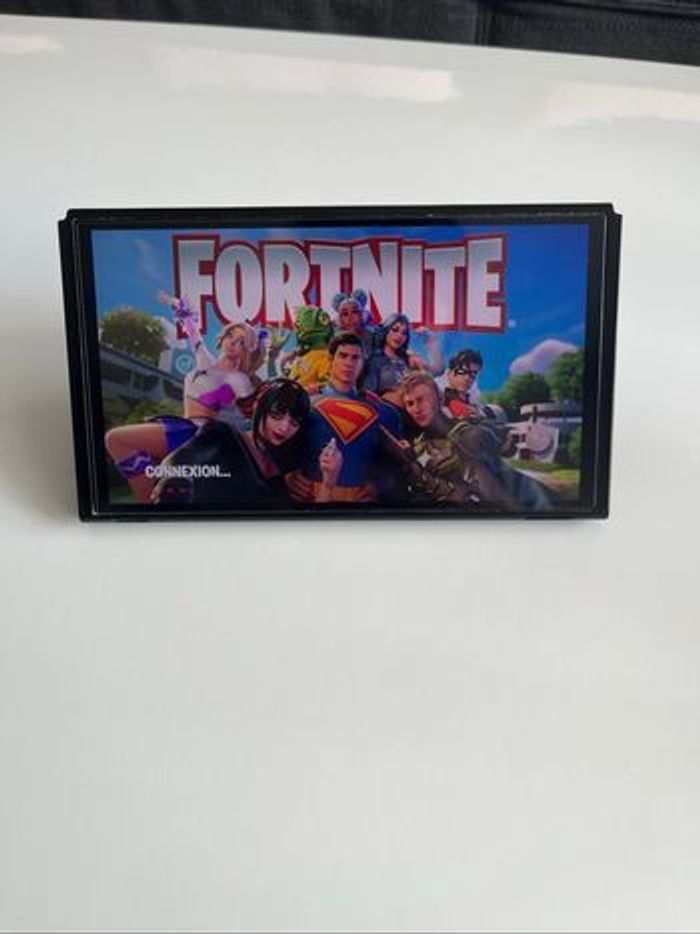 🎮Nintendo Switch Oled - État impeccable + boîte  complète + facture - photo numéro 9