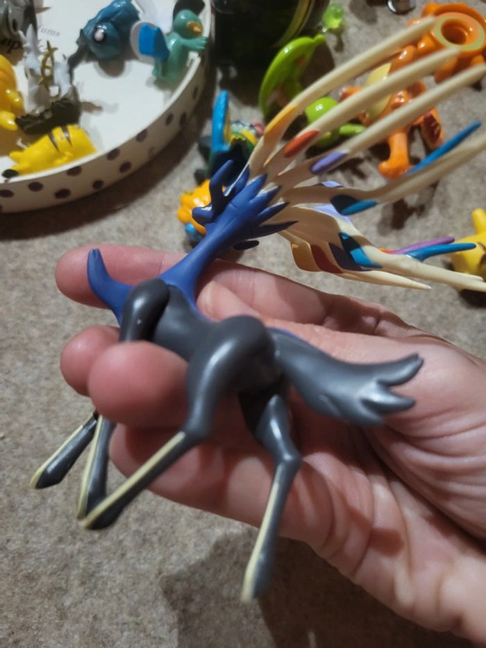 Grande figurine pokemon articulée tomy xerneas - photo numéro 3