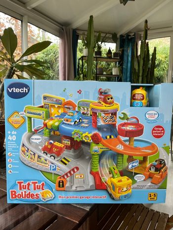 Tut tut bolides vtech neuf