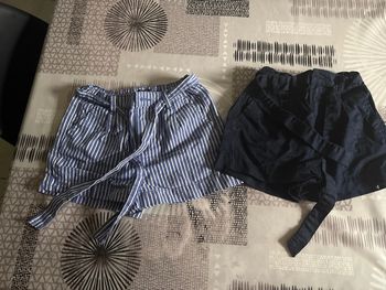 2 shorts