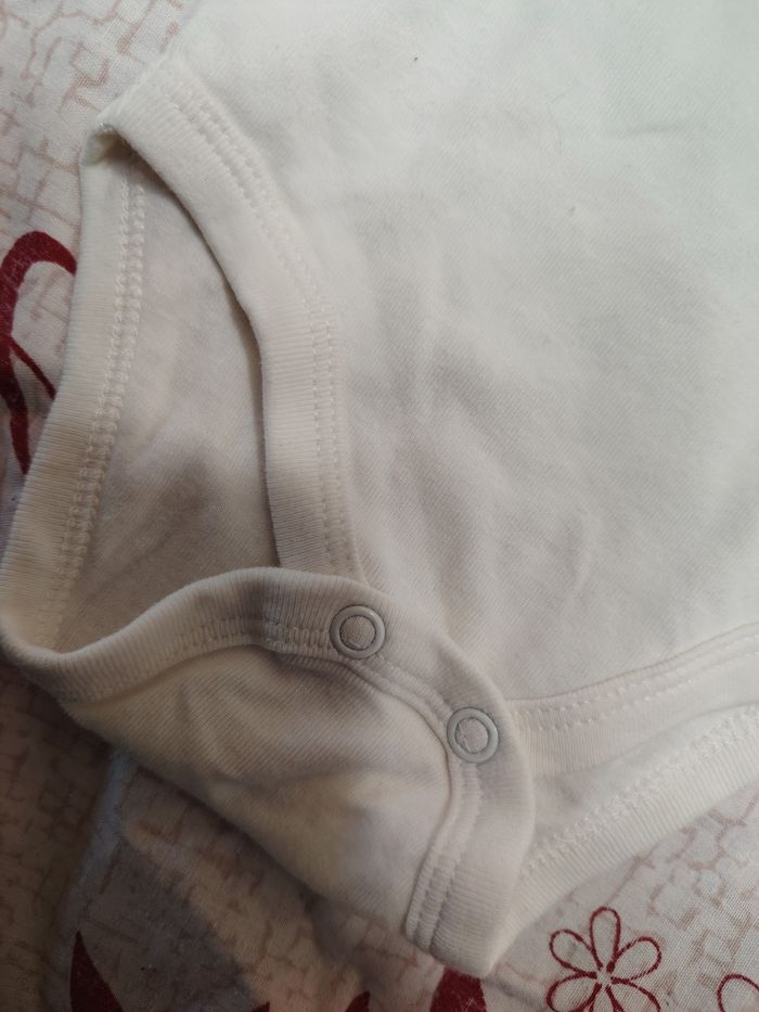 Body 9 mois - photo numéro 3