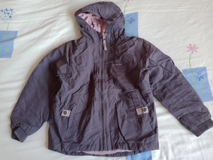 manteau quechua oxylane 
Imperméable
8 ans - photo numéro 6