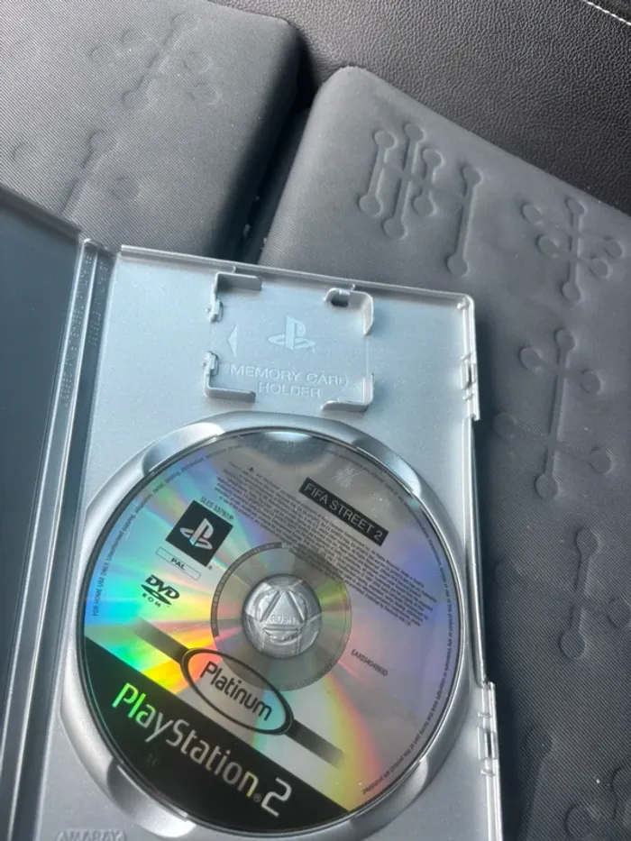 🎮 FIFA Street 2 – PS2 – Jeu de foot urbain fun et stylé 🎮 - photo numéro 2