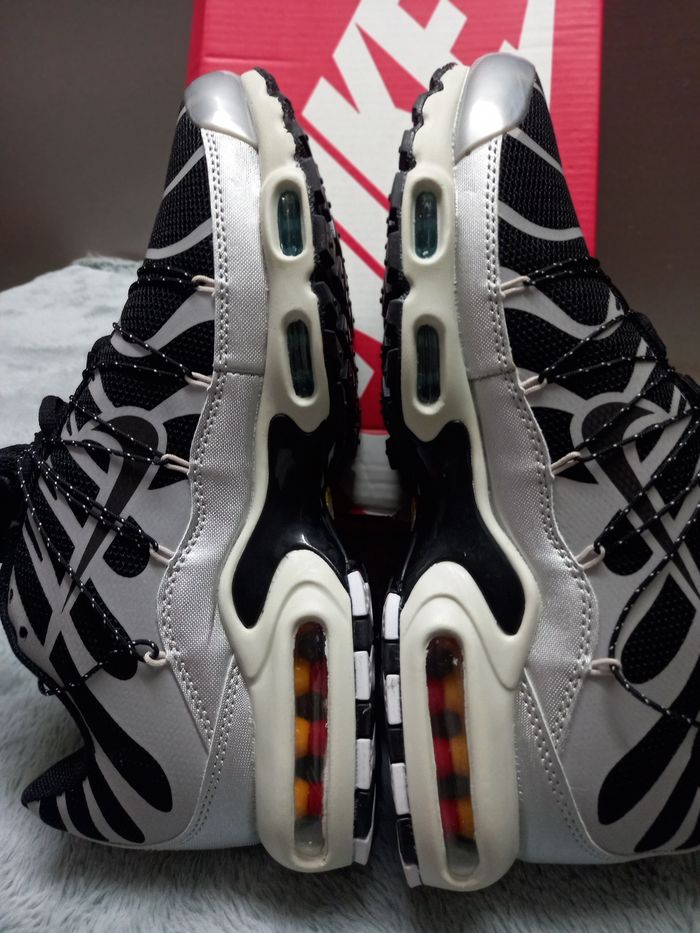Baskets Air Max TN blanc et noir,  taille 43 - photo numéro 4