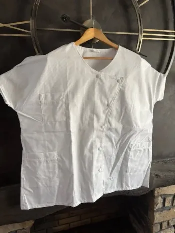 blouse de travail femme en coton strillé taille 48 / XXXL