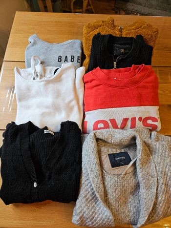 Lot pulls et gilets S