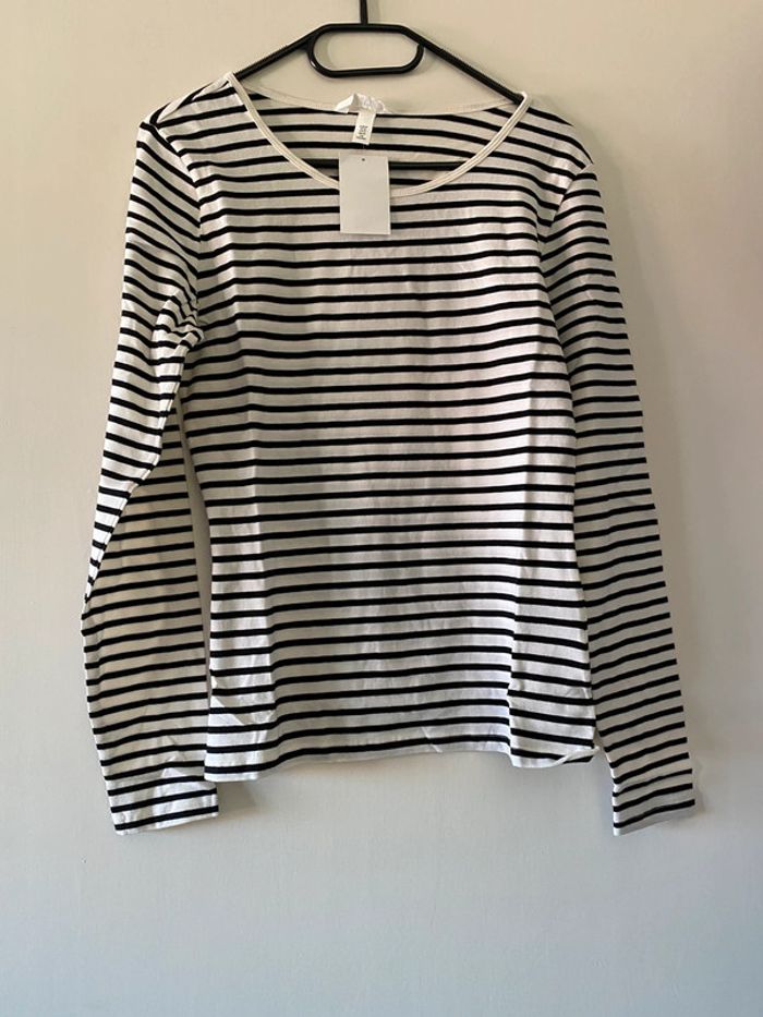 Pull fin / t-shirt manches longues rayé H&M Taille M