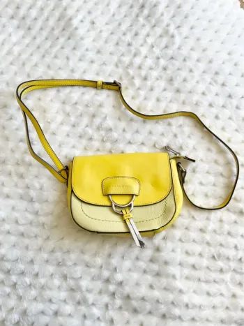 Petit sac jaune