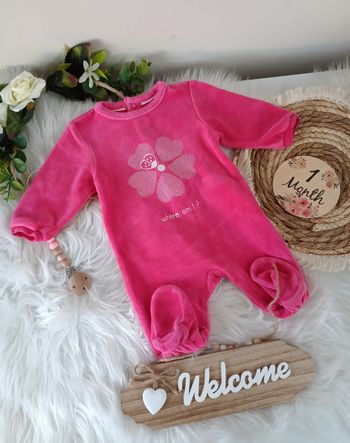 Pyjama 1 mois obaibi fille rose  comme neuf