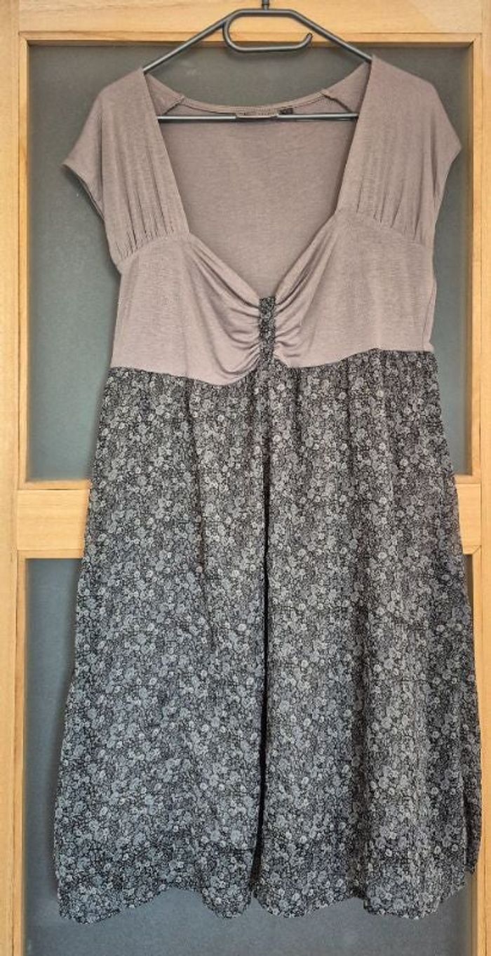 Robe décolleté cœur