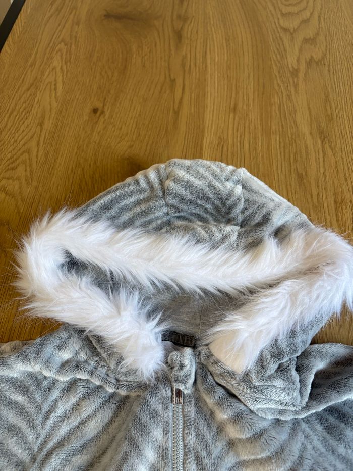 Ensemble fille taille 122/128 - photo numéro 2